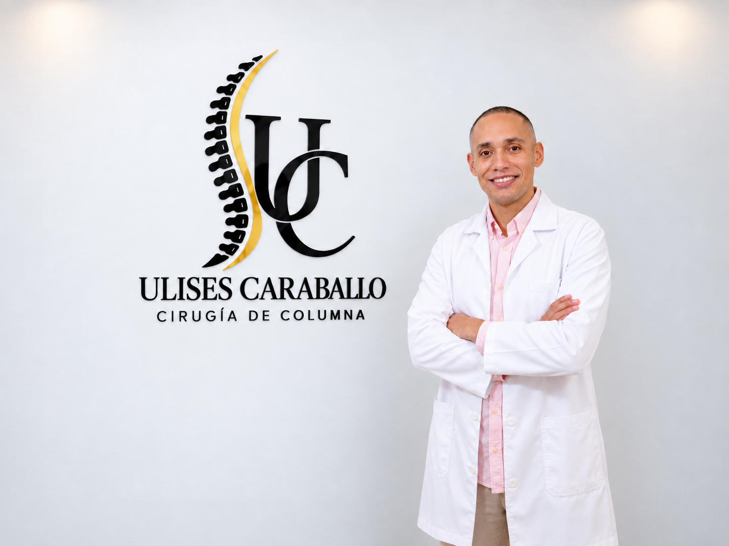 Dr. Ulises Caraballo Correa, especialista en cirugía de columna